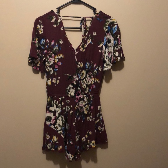 Floral Romper Size S - Picture 6 of 7